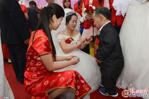 1米7的她愛上1米的他 結婚10年相濡以沫