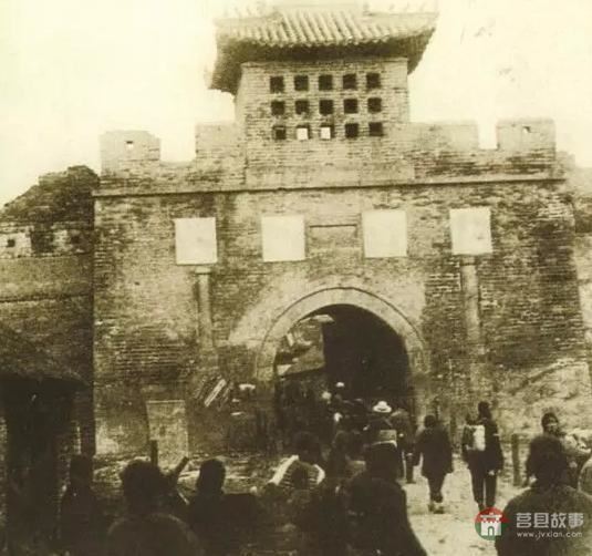 他為什么如此大張旗鼓？將萬余偽軍拉到八路軍隊(duì)伍！